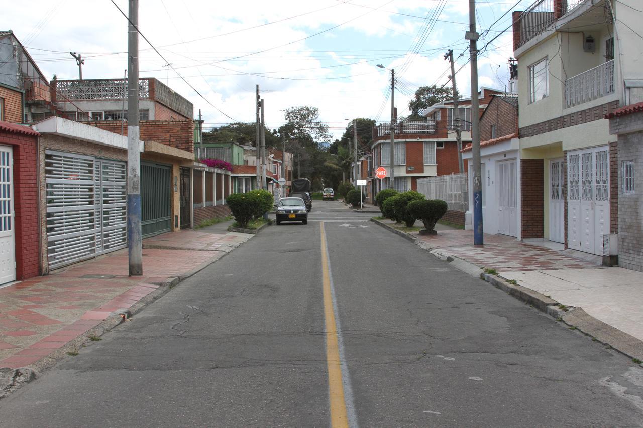 Bed and Breakfast D'Lujo Bogotá Zewnętrze zdjęcie